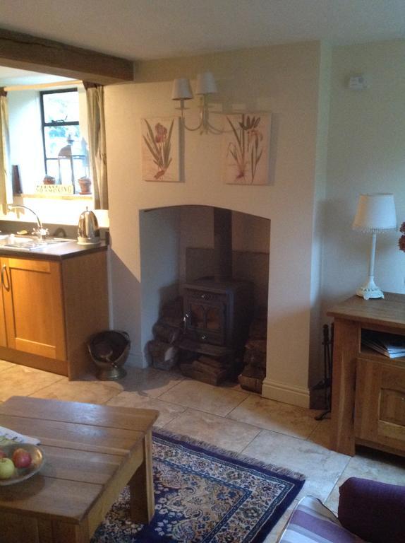 Dove Cottage Bisley  Kültér fotó